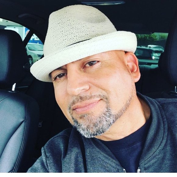 Profile Picture of John Morones (@johnnymorones) on Poshmark