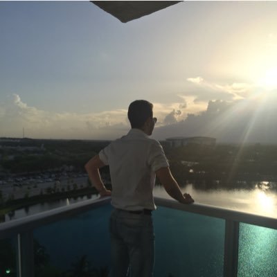 Profile Picture of René A. Crespo IV (@racm1234) on Twitter