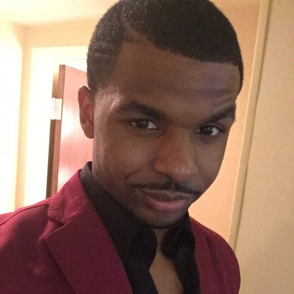 Profile Picture of Kyle Burney (@kdburney1) on Poshmark