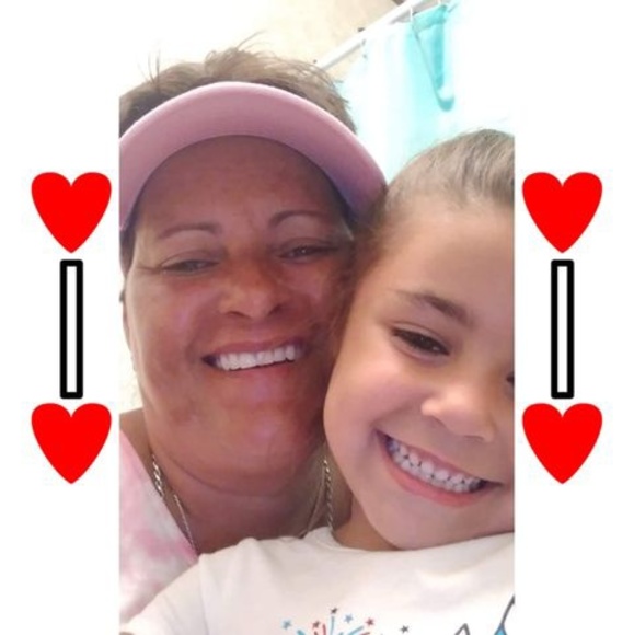 Profile Picture of Billie Locklear (@billielocklear) on Poshmark