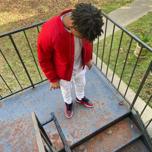 Profile Picture of Jamarion Daniels (@jamariondani539) on Poshmark