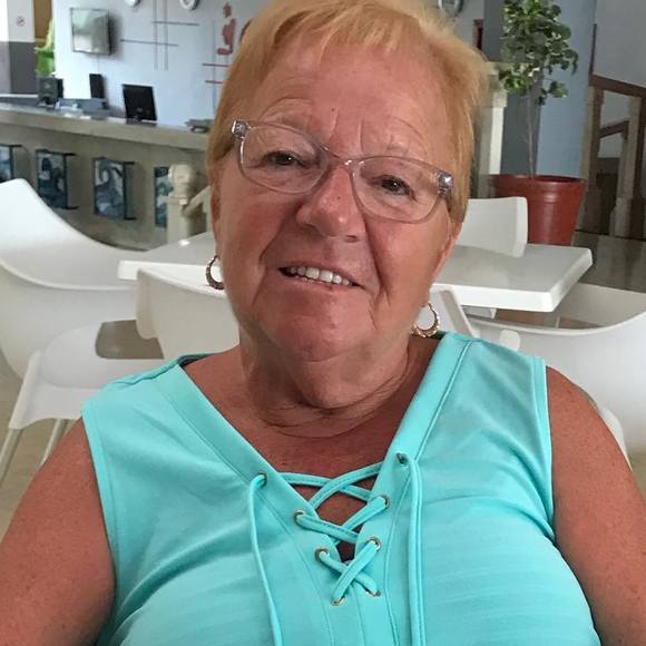 Profile Picture of Francine Desormeaux (@fdesormeaux) on Poshmark