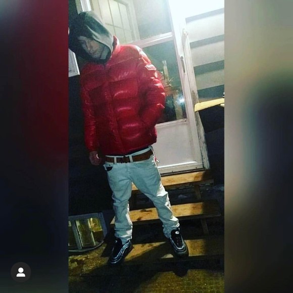 Profile Picture of Joey Bradbury (@jbandz329) on Poshmark