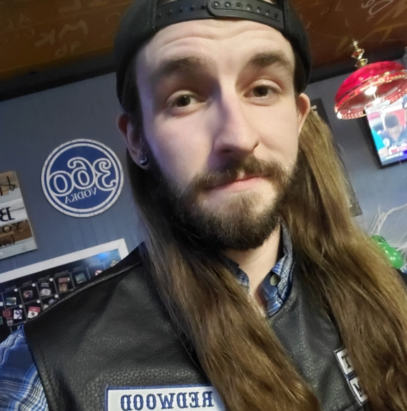 Profile Picture of Jared Loudermilk (@jaredjethro) on Poshmark