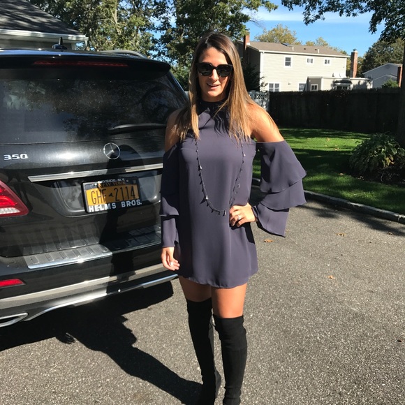 Profile Picture of Kristi Troha (@kristi_sells) on Poshmark