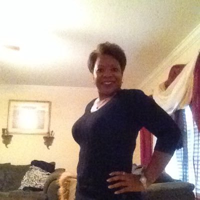 Profile Picture of Marilyn Gibbs (@gandm93436) on Twitter