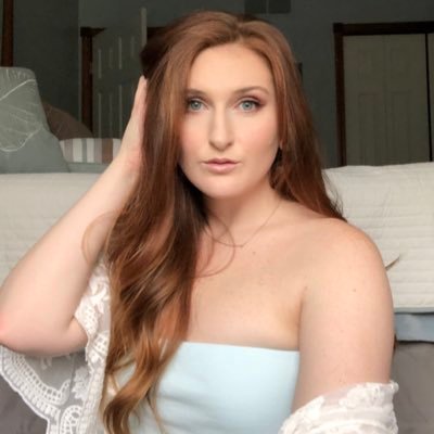 Profile Picture of ａｌｅｘａｎｄｒａ. (@allie_repasky) on Twitter