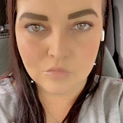 Profile Picture of Jennifer Duff (@missjenn1109) on Youtube