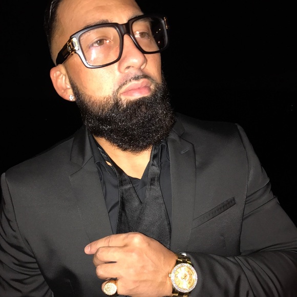 Ulysses Brown - Poshmark Profile Picture of Ulysses Brown (@romeob5269) on Poshmark