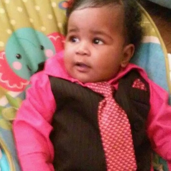 Cristi Figaro - Poshmark Profile Picture of Cristi Figaro (@cristifigaro) on Poshmark