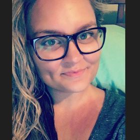 Profile Picture of Amanda Blevins (@mandamay88) on Pinterest