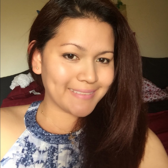 Profile Picture of Mary Ruedy (@richjane05) on Poshmark