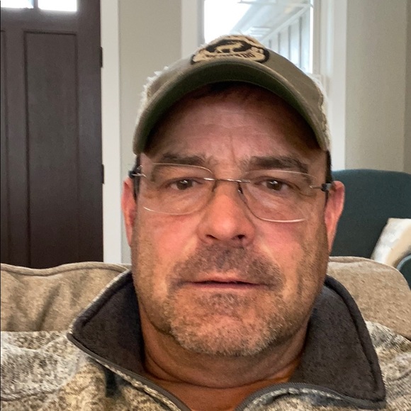 Profile Picture of Greg Key (@k0012100) on Poshmark