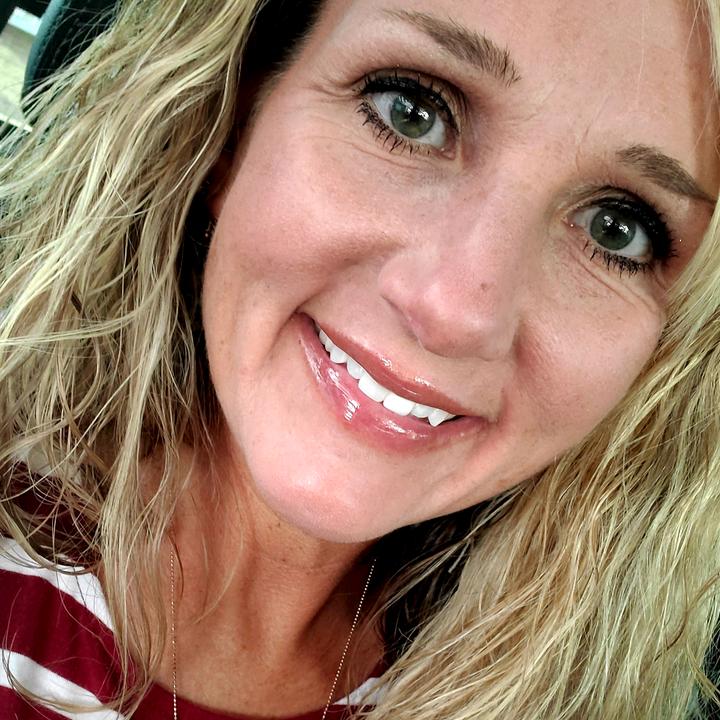 Profile Picture of lisabridges74 (@lisabridges74) on Tiktok