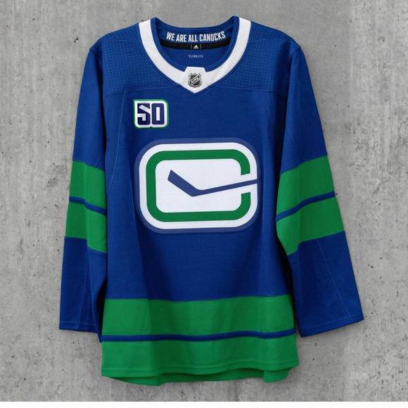 Profile Picture of Dave Pavitt (@dvpvtt) on Poshmark