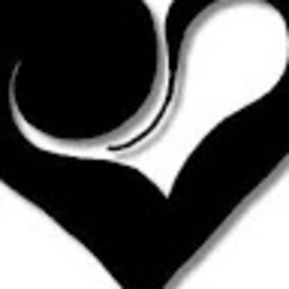 Profile Picture of Lilly m. Souley (@kaffuccino) on Poshmark