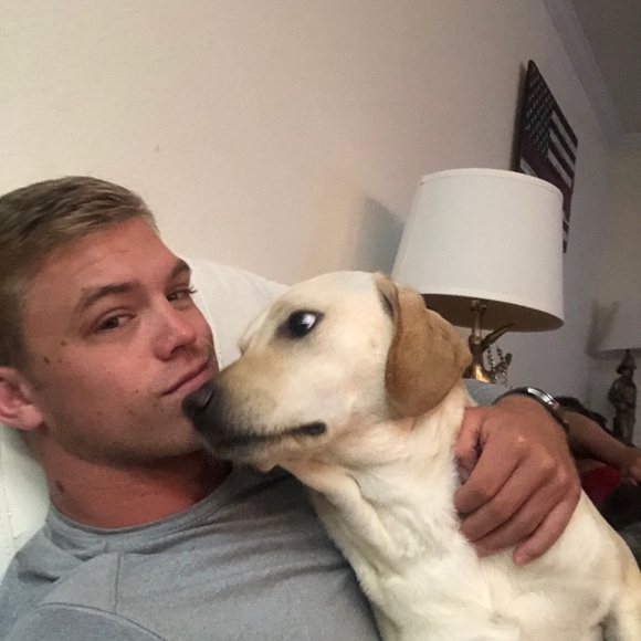 Profile Picture of David Devilbiss (@daviddevilbiss) on Poshmark