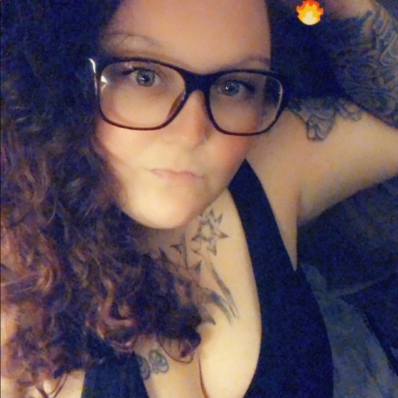 Profile Picture of Cassi Sparwasser (@mommy14071) on Poshmark