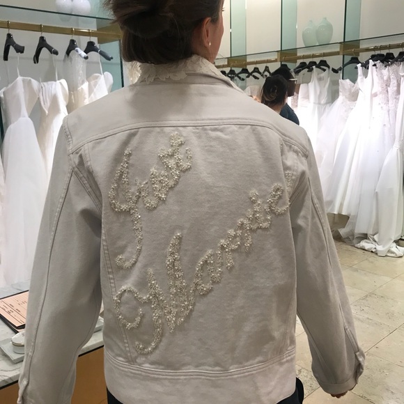 Madison Hilliard - Poshmark Profile Picture of Madison Hilliard (@mph725) on Poshmark