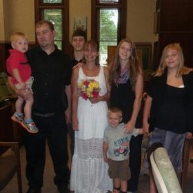 Profile Picture of Melanie Roberts Slaughenhaupt (@crosby1459) on Pinterest