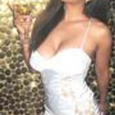 Profile Picture of CecileMitchell (@Mitchell946) on Twitter