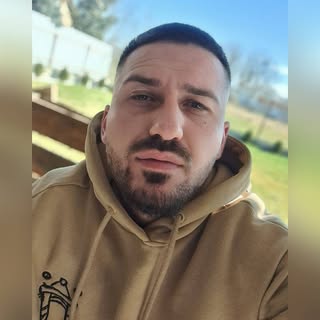 Profile Picture of Popa Leonard (@popaleonard) on Instagram
