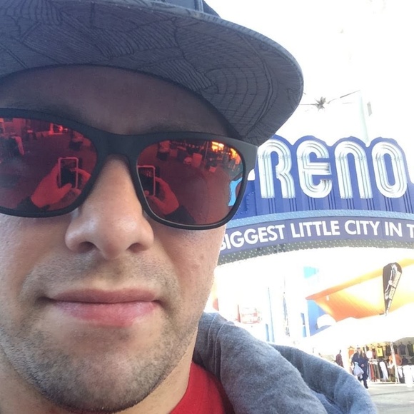 Profile Picture of Corbin Shakely (@csshakely87) on Poshmark