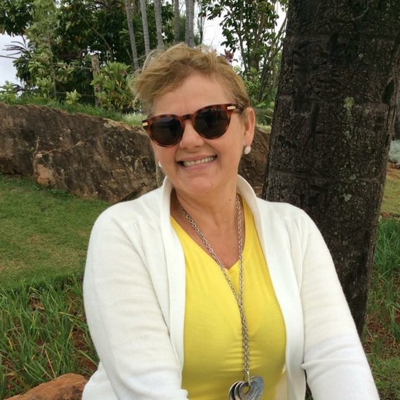 Profile Picture of Vanilma Junqueira (@nilma) on Poshmark