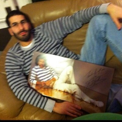 Profile Picture of Rob Yanku (@BobYinChiTown) on Twitter