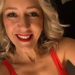 Profile Picture of Ania (@aniaemm) on Instagram