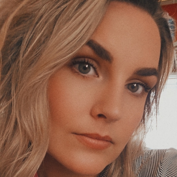 Profile Picture of Pamela Zaffarano (@pamela4) on Poshmark