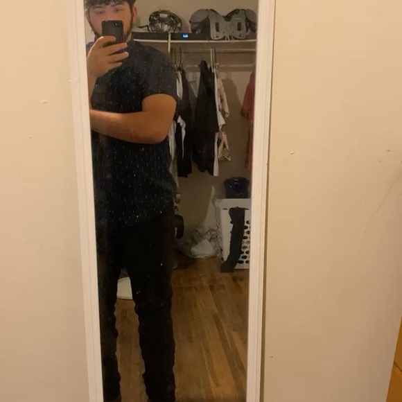 Profile Picture of Mario Alarcon (@marioalarcon) on Poshmark