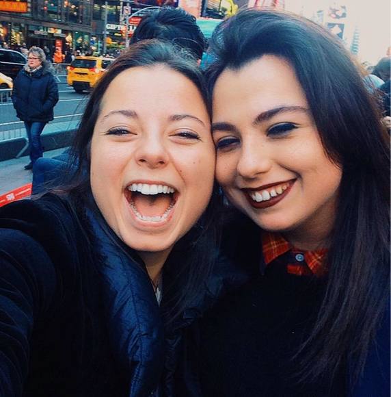 Profile Picture of Gabrielle Lupacchino (@gmlupacchino) on Poshmark