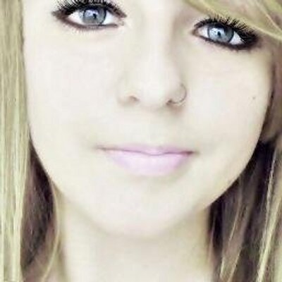 Profile Picture of Amanda Lima Moises  ♥ (@AmandaLimaMoise) on Twitter