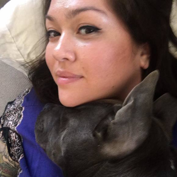 Profile Picture of Lisa Small (@yogibearlk) on Poshmark