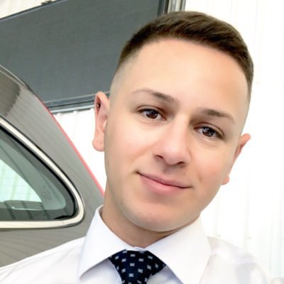 Profile Picture of Chris Karas (@chris21363488) on Twitter