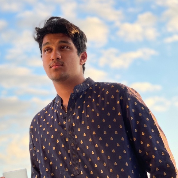 Profile Picture of Vir Kolpe (@vir_k) on Poshmark