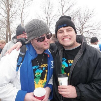 Profile Picture of Myles Larsen (@seeswithonei) on Twitter