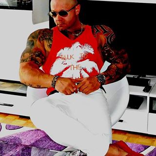 Profile Picture of Adam Ko (@adam.ko.750) on Facebook