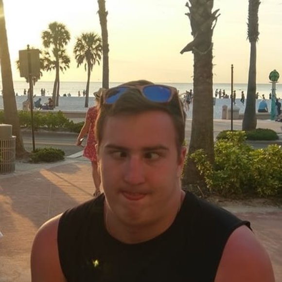 Profile Picture of Josh Weaver (@jweaver781) on Poshmark