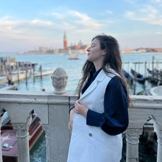 Profile Picture of Daniela Barbu (@barbu.daniela) on Instagram