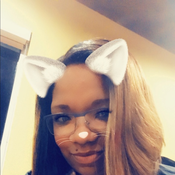 Profile Picture of Carla Roberson (@cgolesby78) on Poshmark