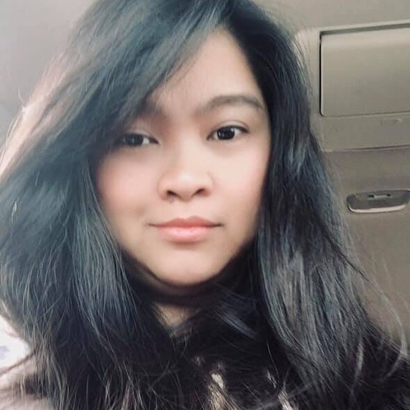 Profile Picture of Michelle Tibayan (@simplymitch) on Poshmark