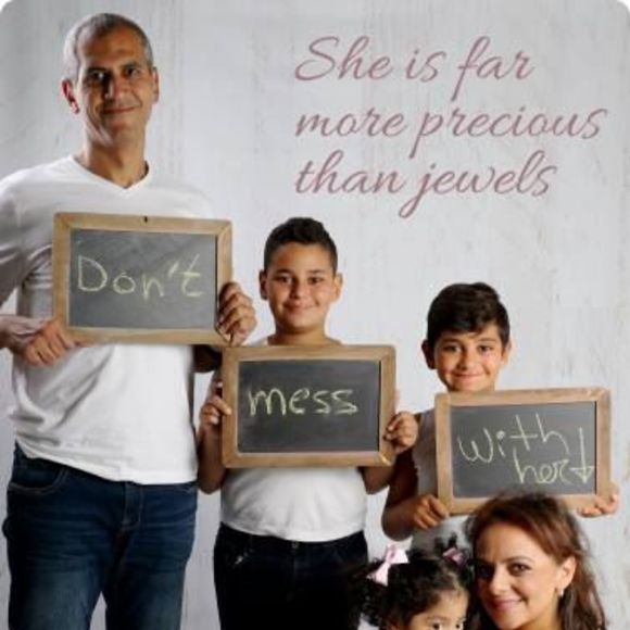 Profile Picture of Sherene Guindi (@shereneguindi) on Poshmark