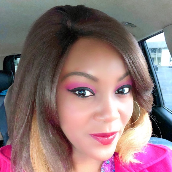Profile Picture of Marie Fegond (@blue0812) on Poshmark