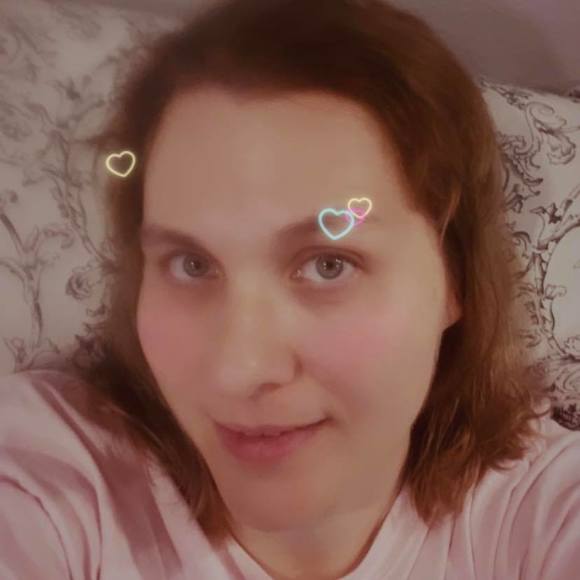 Profile Picture of Denise Palucki (@denisepalucki) on Poshmark