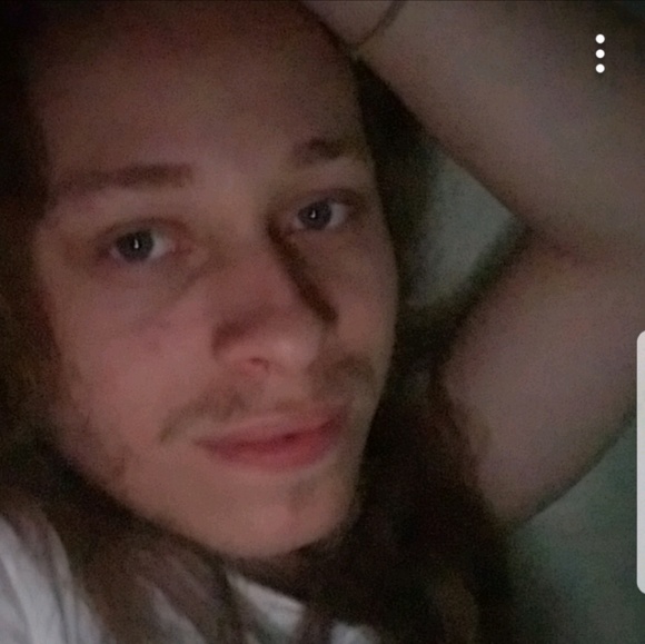 Profile Picture of Ralph Rosa (@skaneutrino) on Poshmark