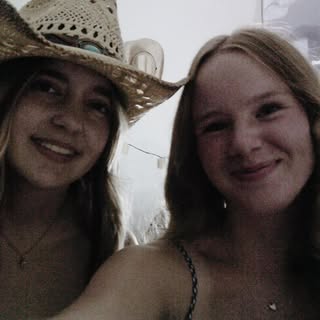 Profile Picture of sarah (@sarahtarbox_) on Instagram