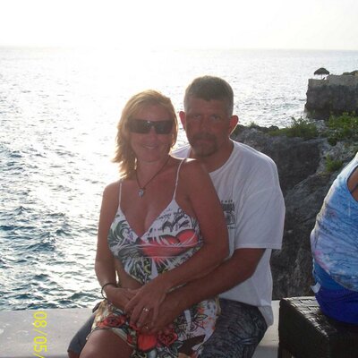 Derek & Cathy - Twitter Profile Picture of Derek & Cathy (@dercat716) on Twitter