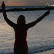 Profile Picture of Annie Pekelharing (@anniesister1) on Youtube